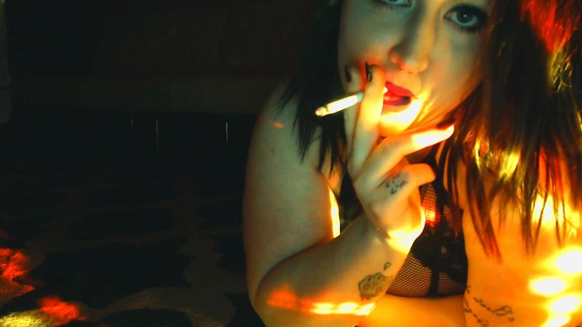 Kyra Effing Kane Sensual Smoking