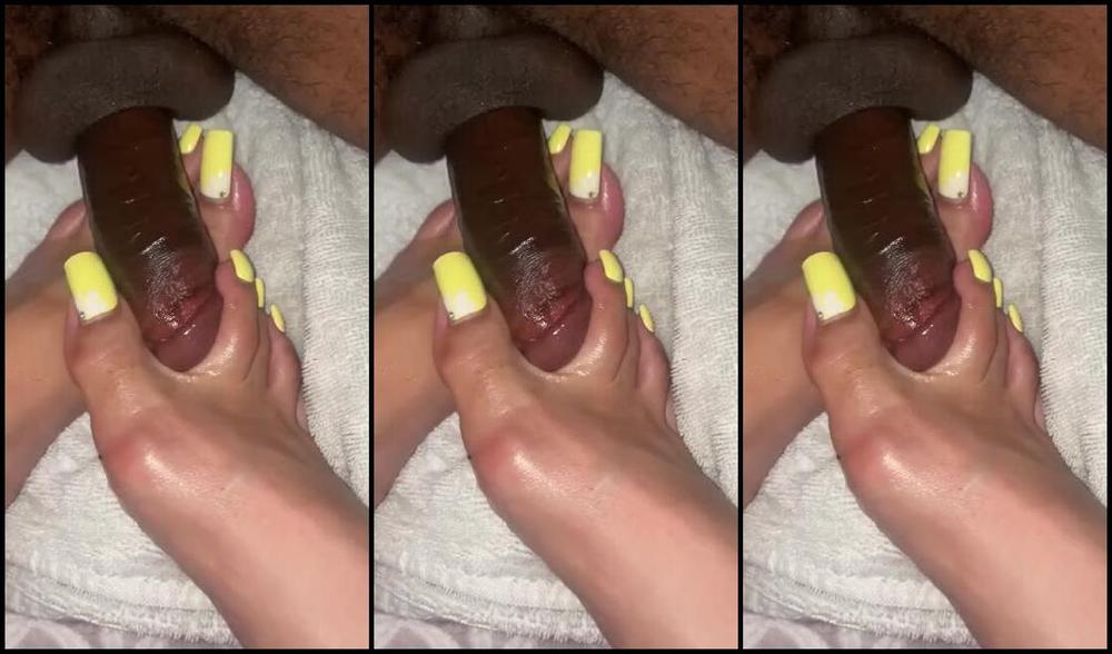 Lina S Feet Nicknamed Linacarina420 04 26 2025 Onlyfans Video Put That Dick In A Chokehold Between My Toes He Started Leaking For Me