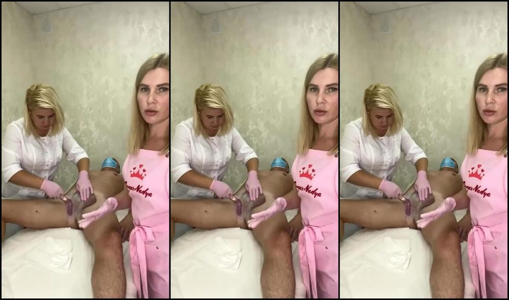 Две Русские Блондинки Делают Депиляцию В Краснодаре Фанату С Стоячем Хуем