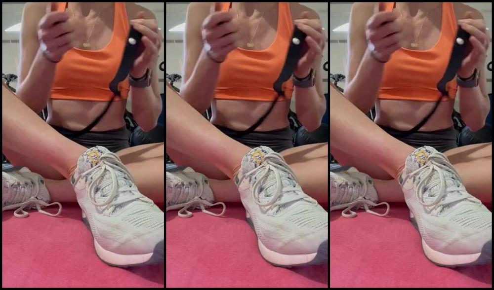 Fitxmama Nicknamed Fitxmama Onlyfans Just Worked Out And Decided To Chat For A Bit