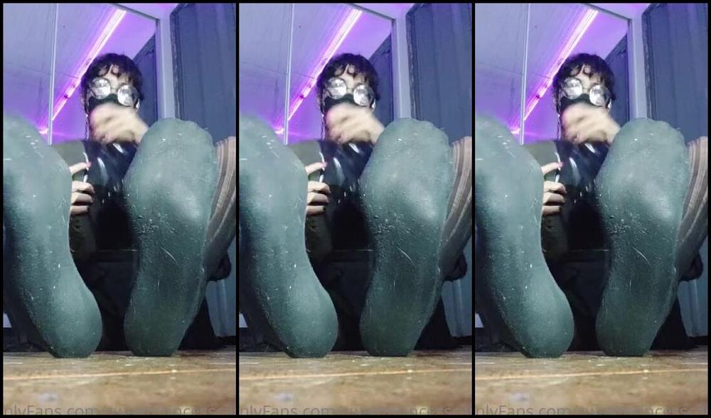 Sweetprincesscandy Nicknamed Sweetprincesscandy Onlyfans Boots And Sweaty Black Ankle Socks Removal Nylon Thighs Underneath J