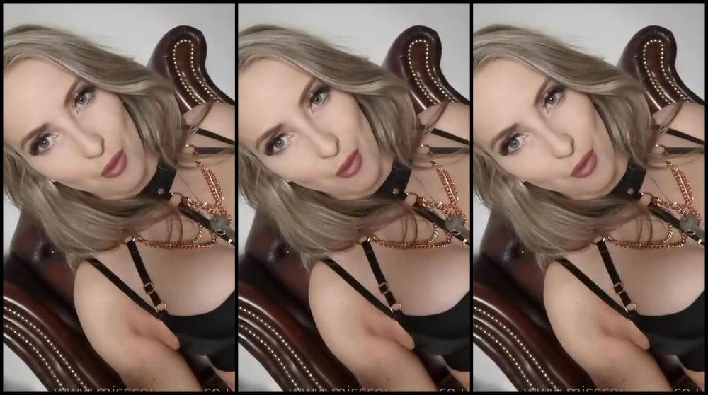 Misscourtneym Onlyfans Cum And Clean My Boots Cuck Mp