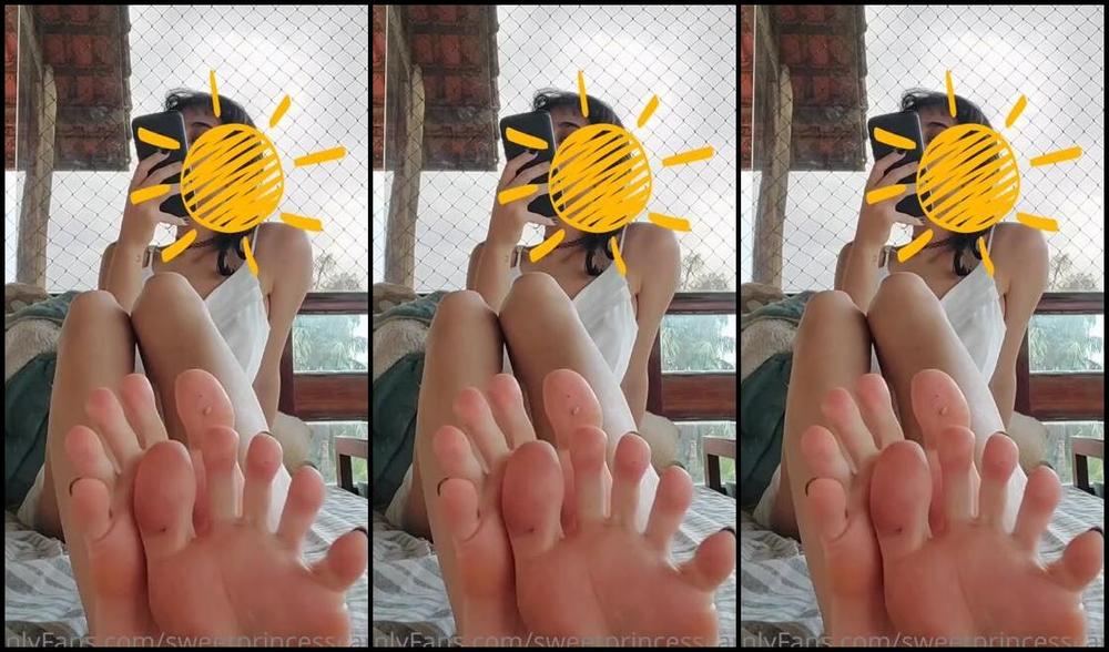 Sweetprincesscandy Nicknamed Sweetprincesscandy Onlyfans I Wasnt Even Gonna Touch Myself In This Video But I Got Horny