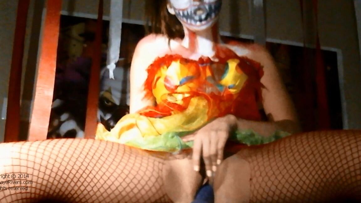 Clowns, Halloween, Dildo Fucking, Riding shaye rivers shaye horror story ManyVids