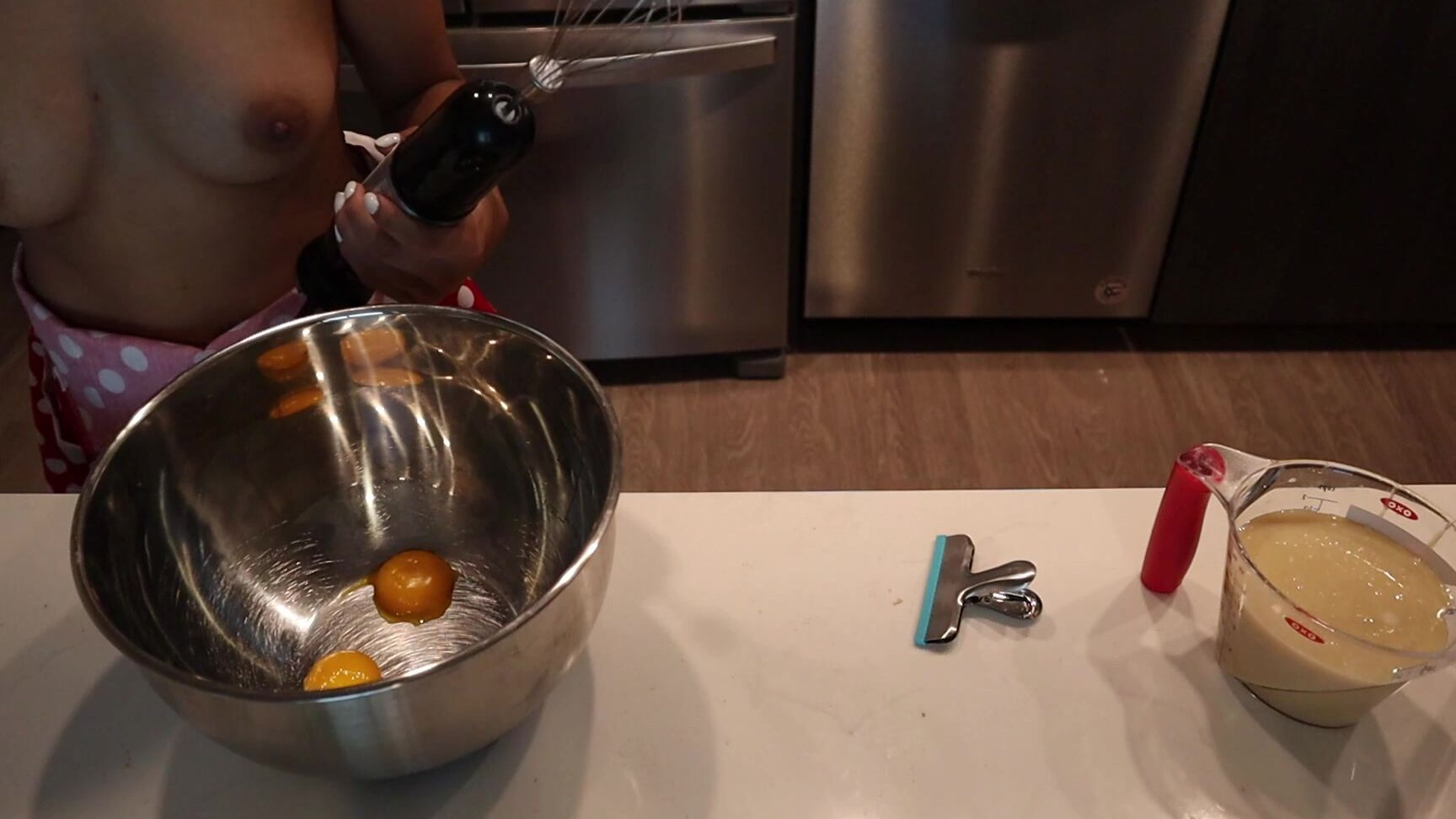 ubedientgirl-27-04-2020-263075835-key-lime-pie-on-the-cooking-hoe-show