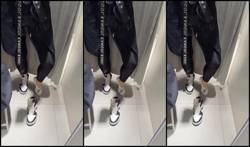 Queenfeetred Nicknamed Queenfeetred 01 24 2025 Onlyfans Video This Jordans Made My Socks Sooo Sweaty