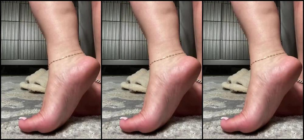 Aminamarie Onlyfans Slippers 2