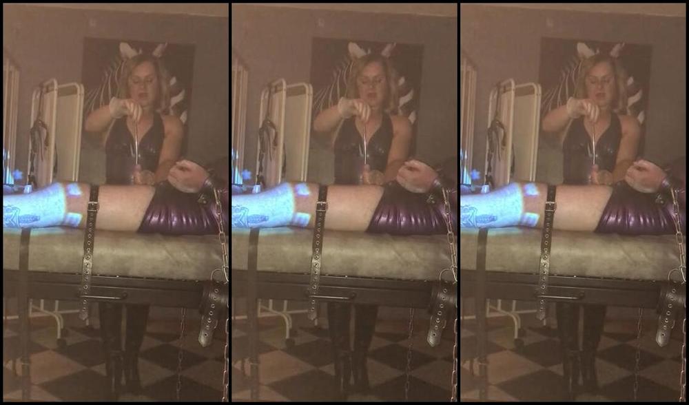 Mistress Athena Nicknamed Mistressathena Onlyfans Let S Get The Sounds Out And Slide Them Down My Subs Slides From The Wet