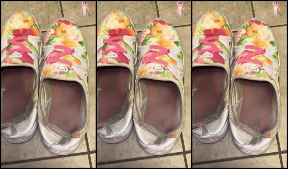 Bootyful Goddess Nicknamed Bootyfulgoddess Findom 11 03 2023 Onlyfans Video New Stinky Feet Lover That Subscribed So Here Is A Video In His Honor Did You