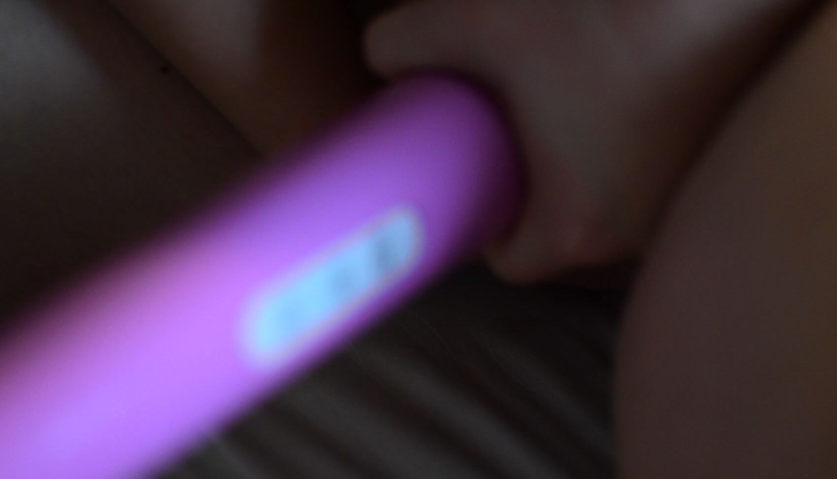 Thickii Nickii Creaming On That Dildo