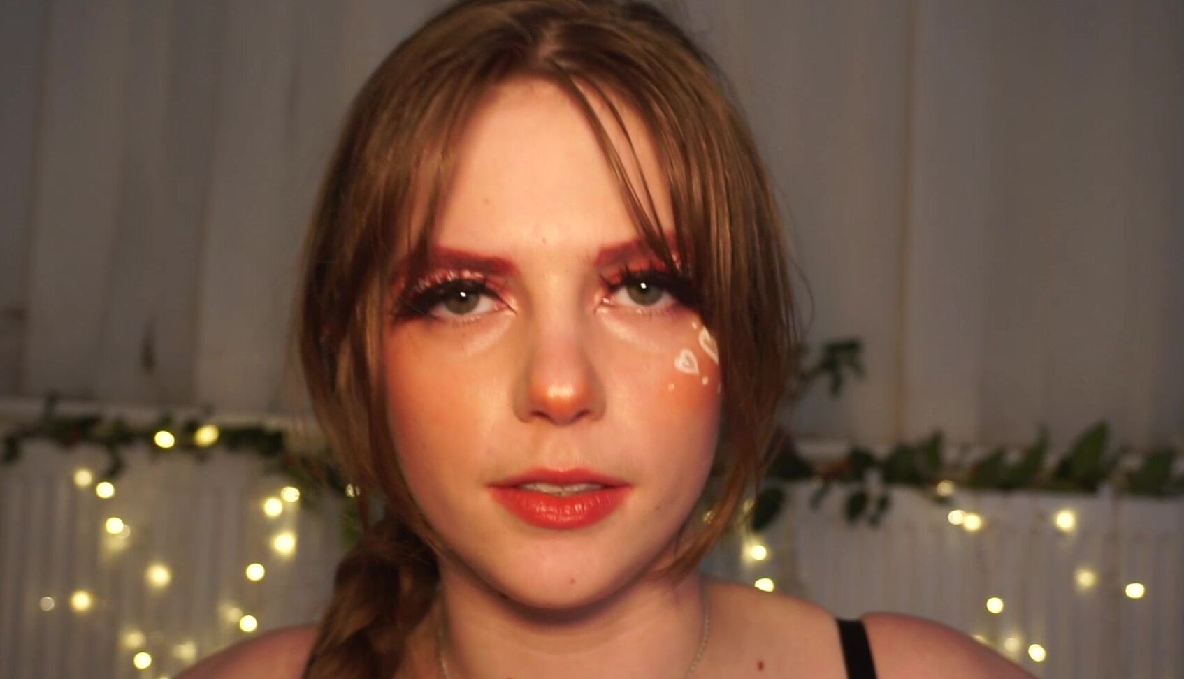 "LongHairLuna" christmas, kissing, pov sex, sex ed, taboo Mommy Claus Teaches U To Fuck manyvids