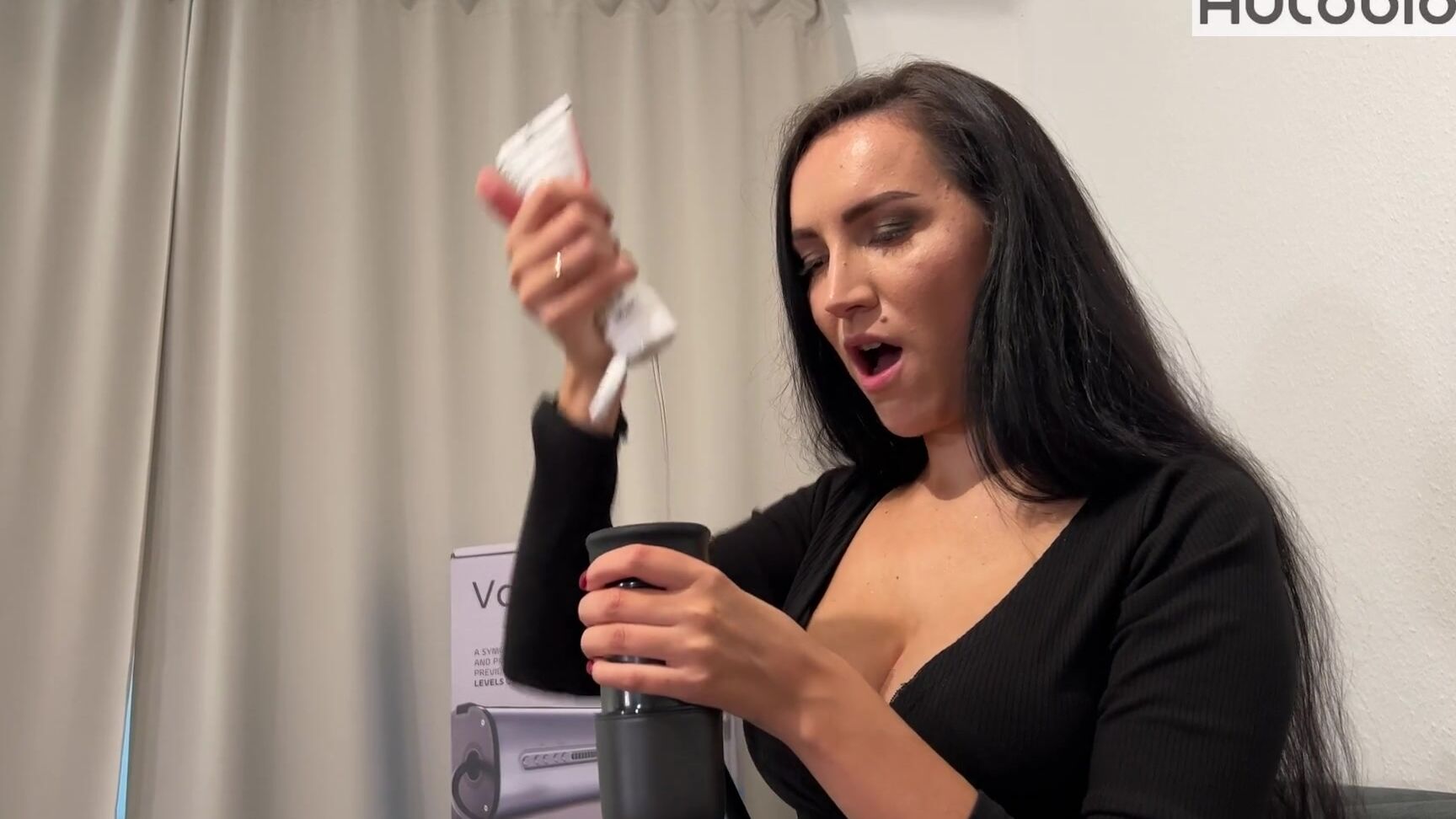 H R Ph Eva Gave A Blowjob To A Stranger And Tested Vacuglide From Autoblow On Him