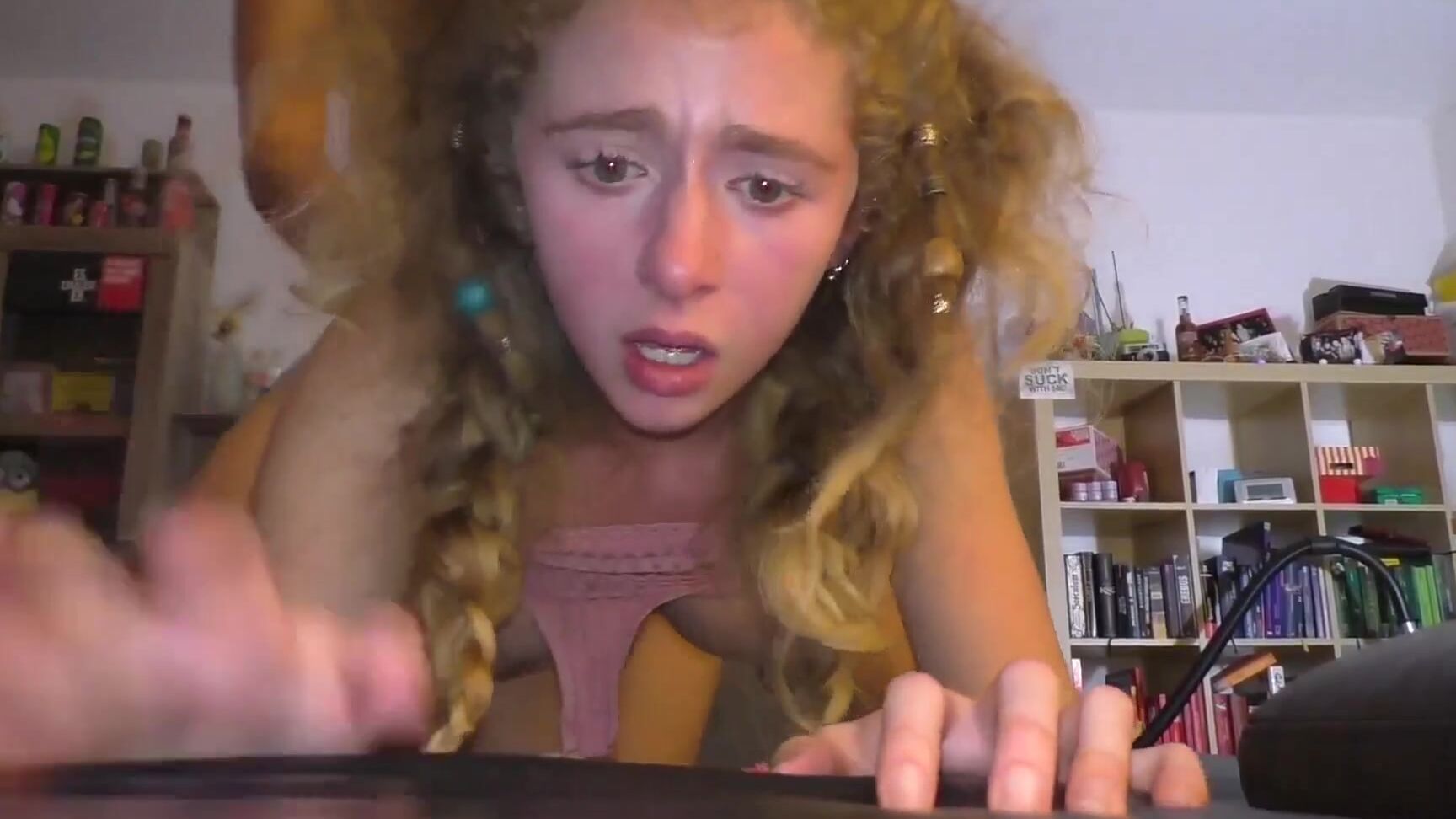 Maryjane Auryn teen schlampe wird das hirn rausgefickt mit maryjaneauryn pXTxqCDR Pornhub