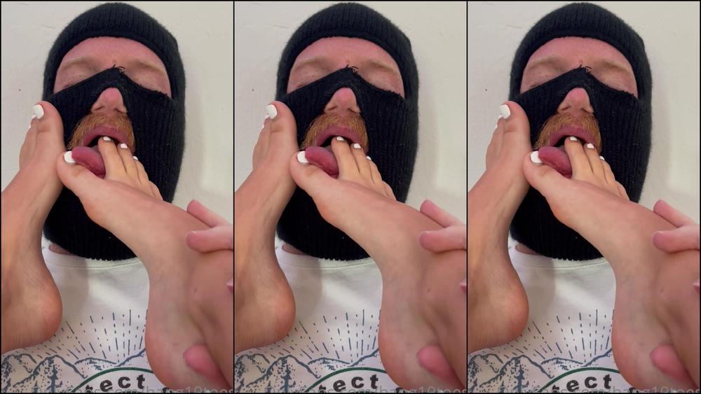 Hang Toess He S Been Begging To Worship My Feet Like This