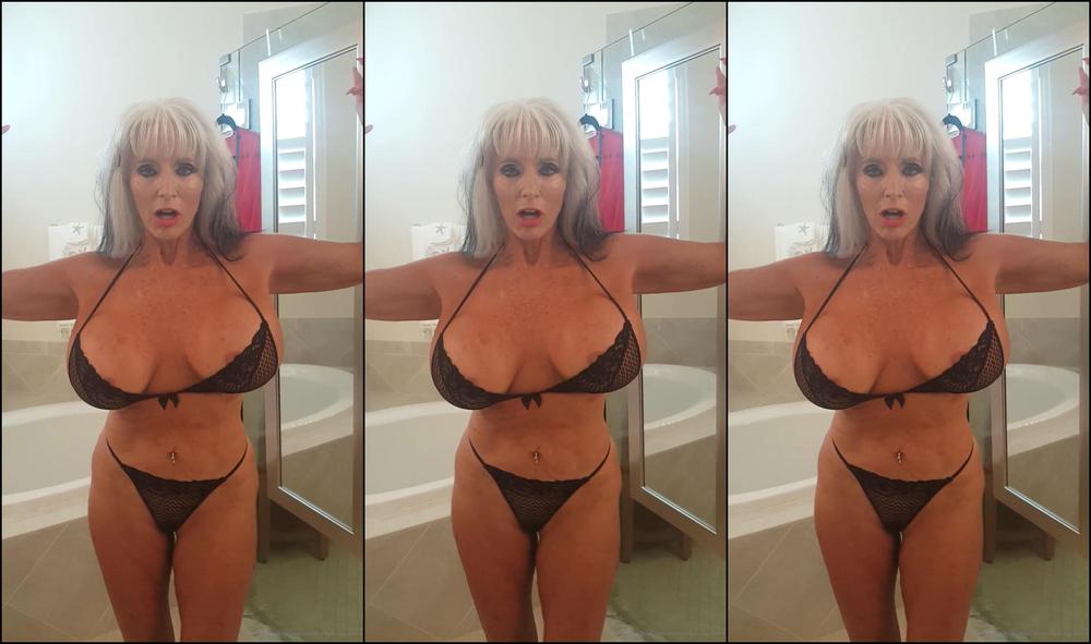 Sallydangeloxxx Hi Guys Help Me Out Is The Last Day To Vote Plea