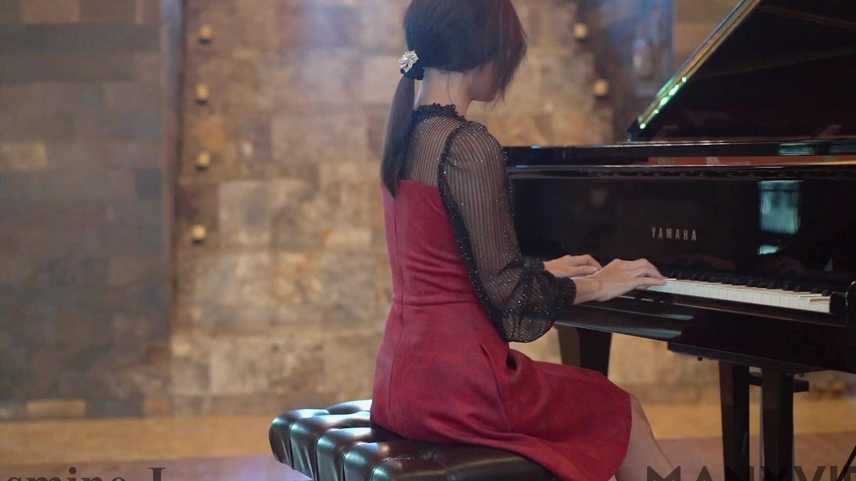 Erotic Dancers,Extreme Close-ups,Pantyhose,Pee,Playing musical instruments jasminej9966 for my crush p-- ver ManyVids