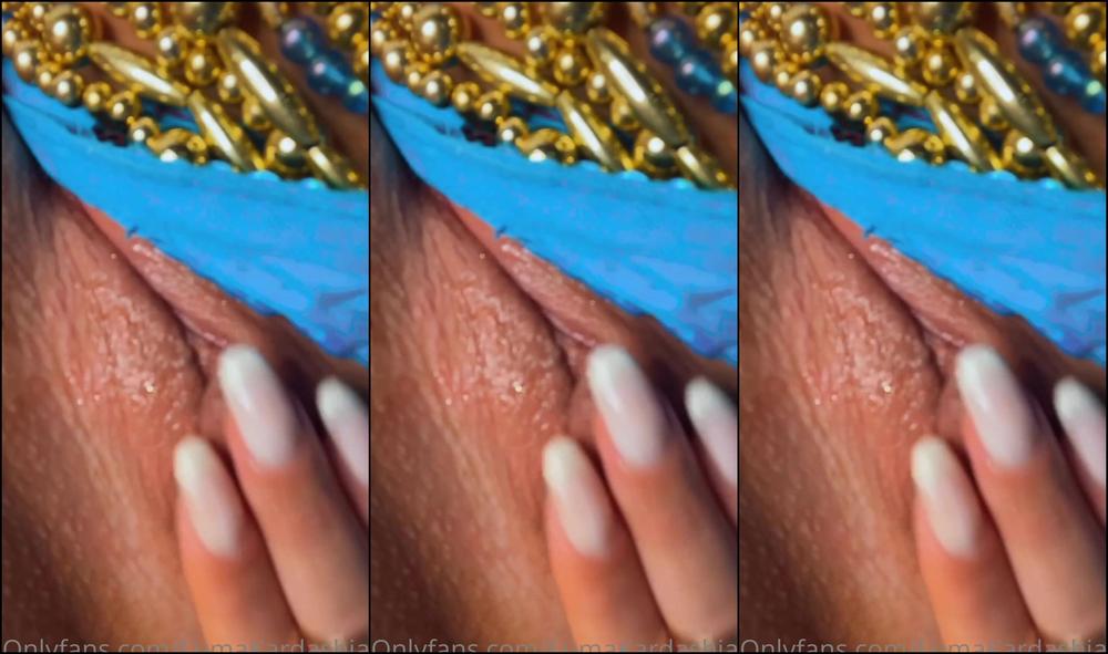 Lumakardashianvip 2785088306 02 24 2023 S Bado De Carnaval Foi Mais Um Dia De Safadeza Fantasiada De Odalisca Come O Mostrando Bem Minha