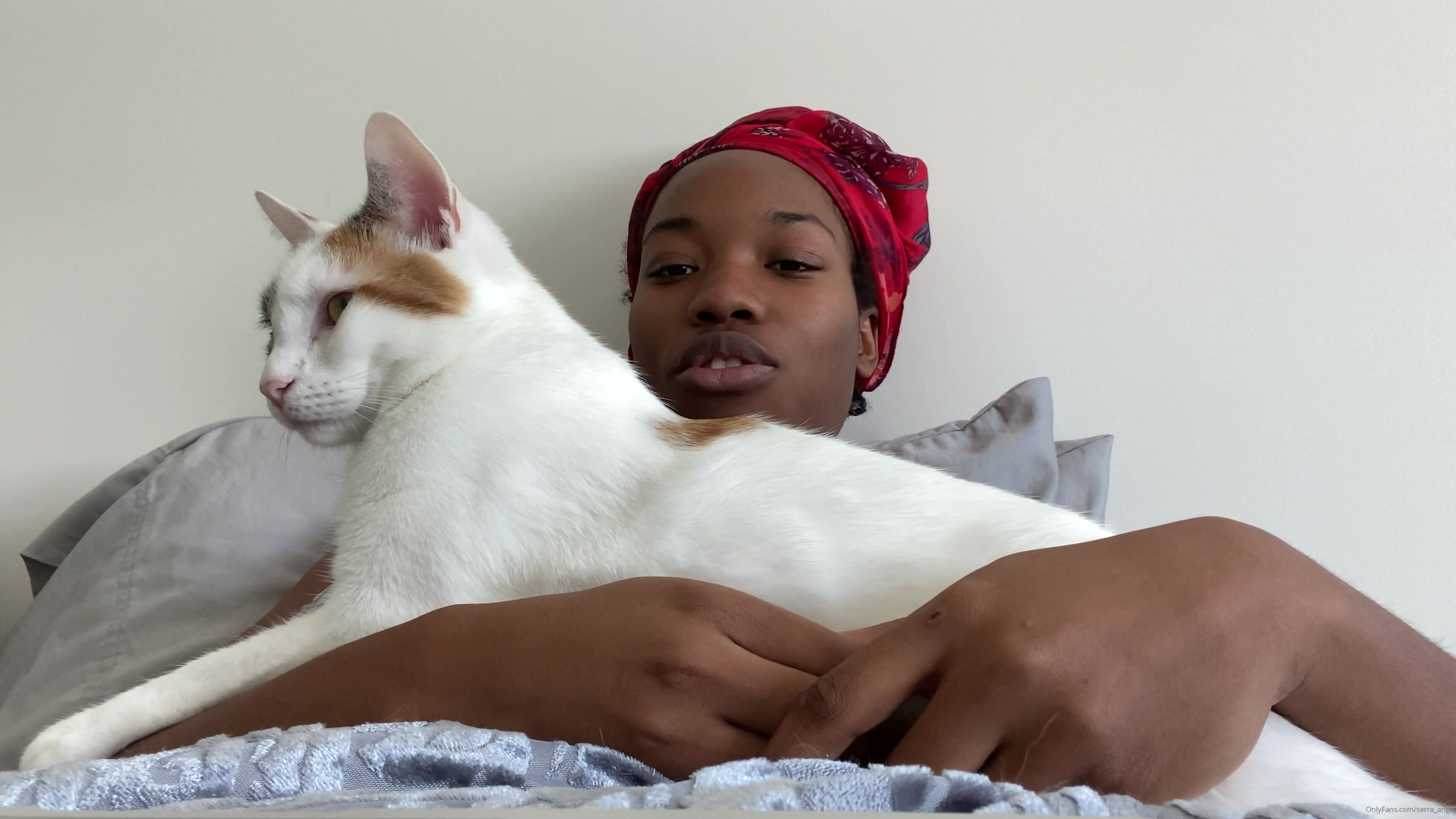 Serra Angel Story Time That Time I Went To The Waverly Sex Store While On An Edible