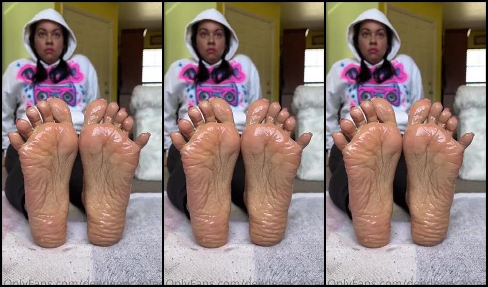 Deedeericanfeet Onlyfans As Requested Tons Of Oily And Jizzed Soles