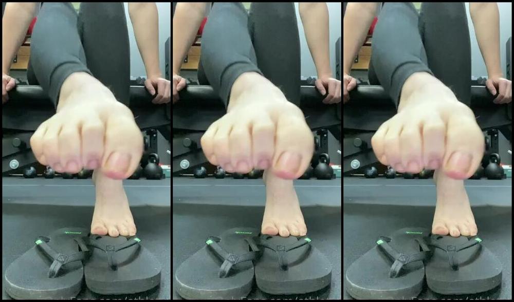Athletoes Nicknamed Athletoes Onlyfans Flippy Floppy Toe Scrunch