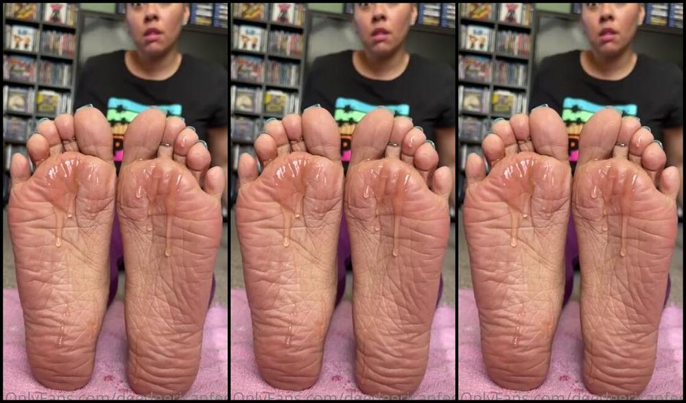 Deedeericanfeet Onlyfans As Requested Some Honey Oily Soles