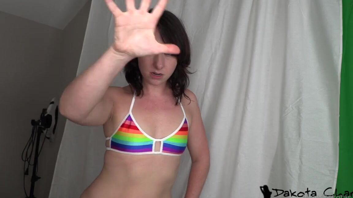 Dakota Charms Nicknamed Dakotacharms Onlyfans Small Pervy Ass