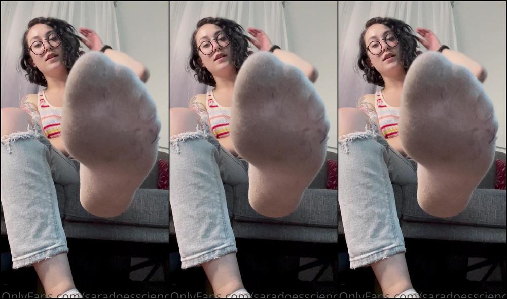 Saradoesscience Lick My Dirty Feet All Clean And I Ll Reward You Feet Smelling Foot Fetish Sock F