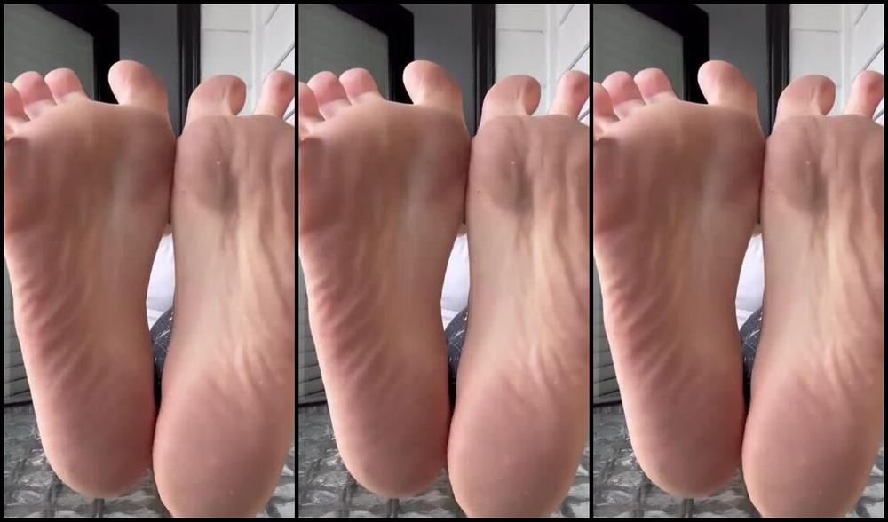 Mymulattotoes Nicknamed Mymulattotoes Onlyfans Clean My Feet Now