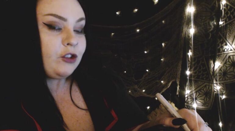 Daytonahale Bbw Nurse Cures You With Titfuck