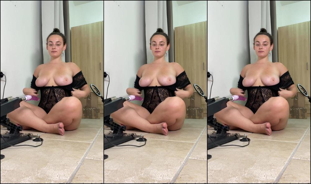 "Tiffanybabe01" anal, teens (18+), doggystyle, fuck machine, anal play I let my fuck machine pound my cute arse manyvids