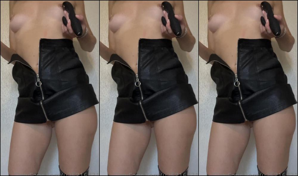 U253164316 2596718122 09 11 2022