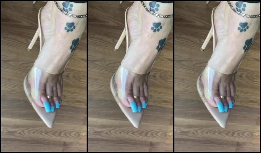 Tatianasnaughtytoes Nicknamed Tatianasnaughtytoes Onlyfans New 2021March7 Baby Blue French Tips I Know Lots Of You Are Waiting For The Bare Naturals It S