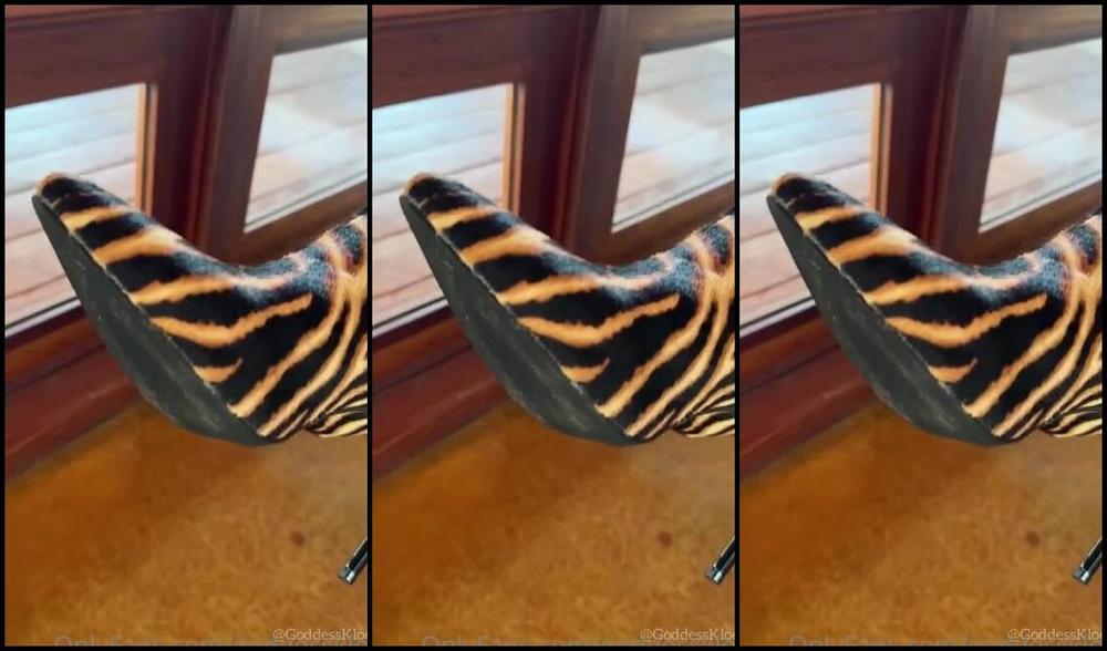 Goddess Kloe Nicknamed Goddesskloe 11 27 2022 Onlyfans Video These Shoes Match My Wild Side