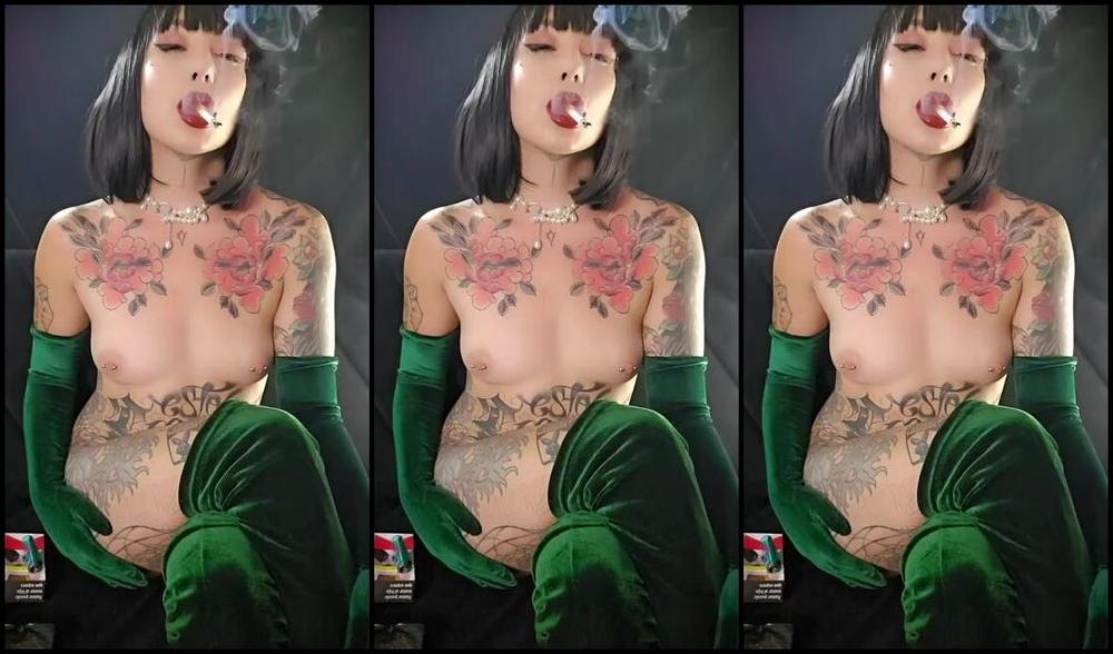 Queen Kinkerbell Nicknamed Kinkerbell23 Onlyfans I Would Love To Think Of A Great Caption To Go With This But Im Poorly