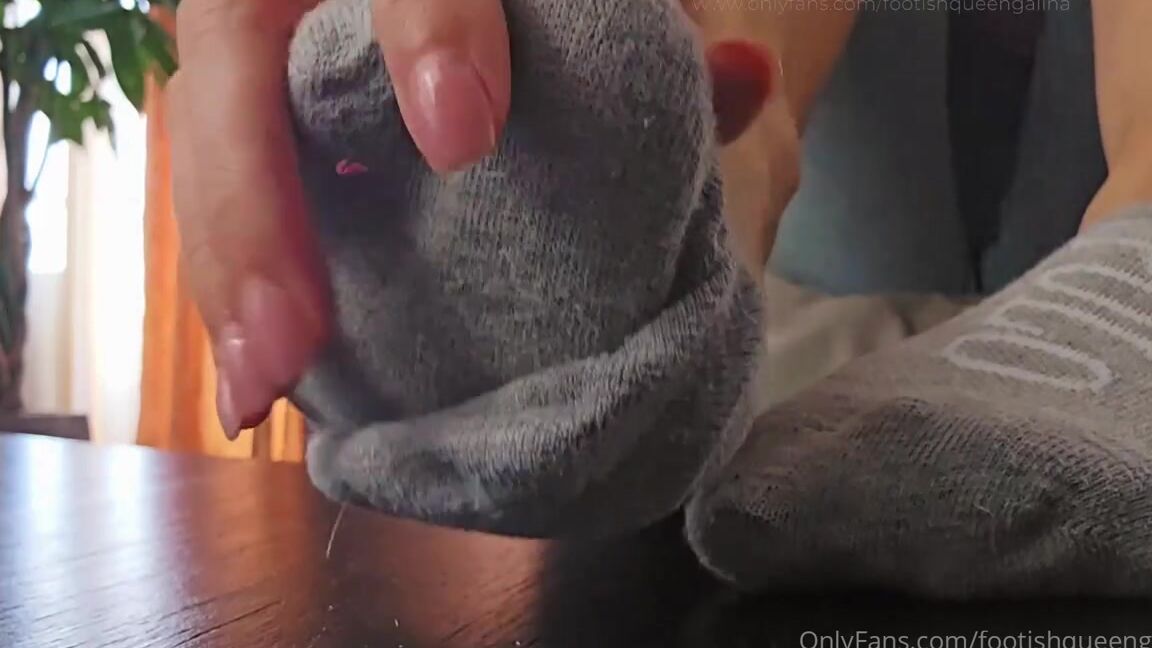 Footish Queen Galina Nicknamed Footishqueengalina 11 22 2023 Onlyfans Video Whos Been Waiting For A Joi With Filthy Socks And Stinky Feet