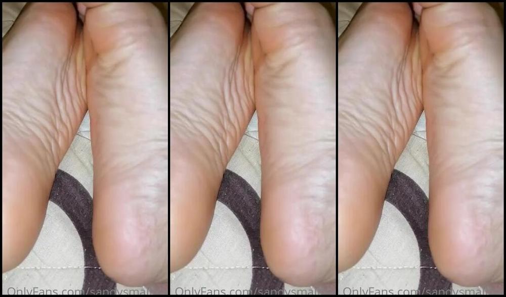 Mica Sandy Nicknamed Sandysmallfeet Onlyfans My Milky Soles And Foot Cream Just For You