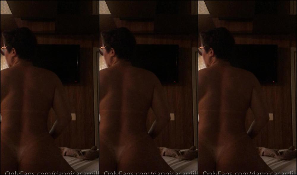 Dannicacardillo 2842982670 04 18 2023 Sabe Aquele Dia Que Voc Trepa Muito Mas Ainda Continua Com Tes O Pra Mais O Cliente