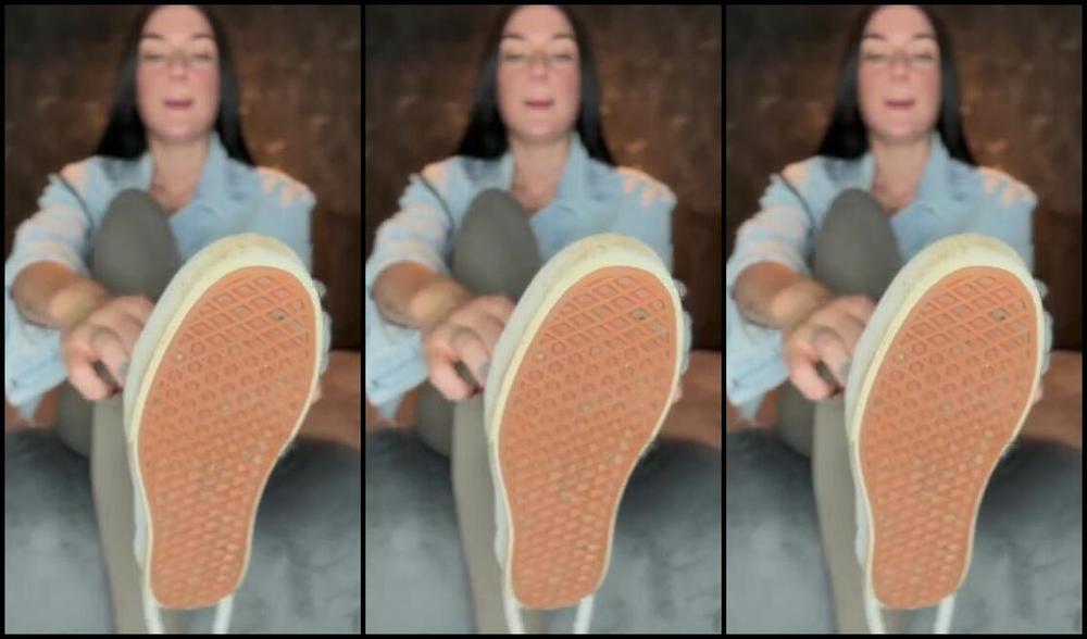 Goddessmona 91 Onlyfans Lass Es Einfach Auf Dich Wirken Mein Socken Suchti Just Let It Work On You My Socks Addictp