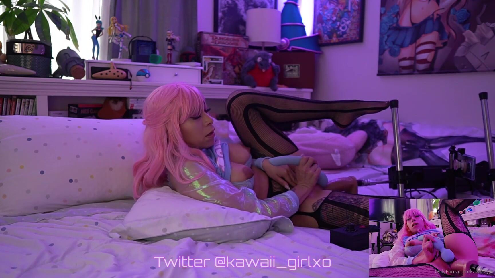 kawaii-girl-07-04-2020-218158186-travesura-tuesday-episode-11-fuck-machine-fun-double-cam-view