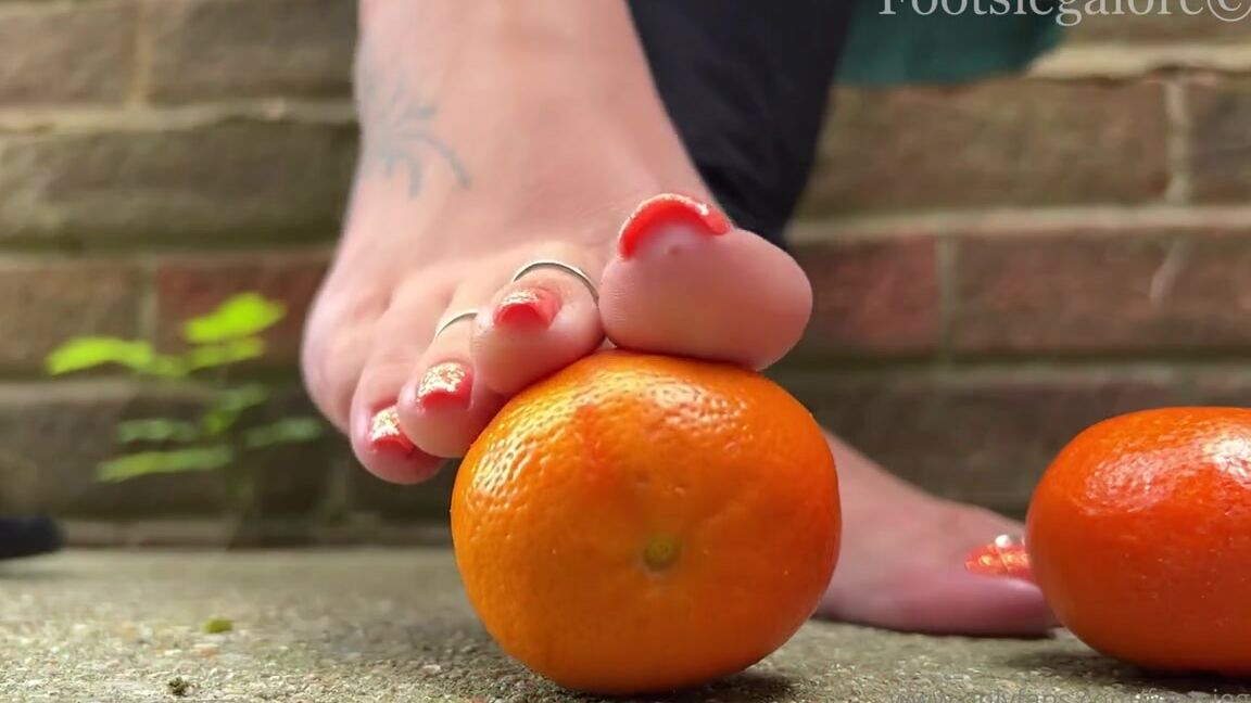 Footsiegalore Onlyfans Here S Your Freshly Squeezed Orange Juice Footsie S Tootsie S Are As Fruity As They Look 7H