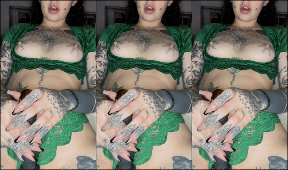 Blazed Brat Upclose Tease Cumshow