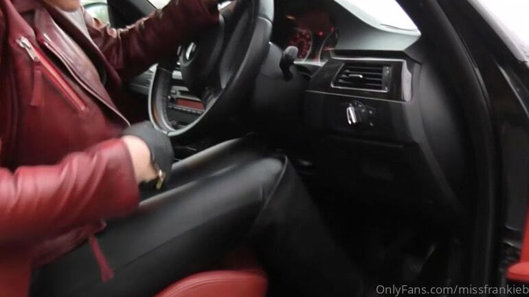 Missfrankiebabe Who S Up For A Sunday Drive