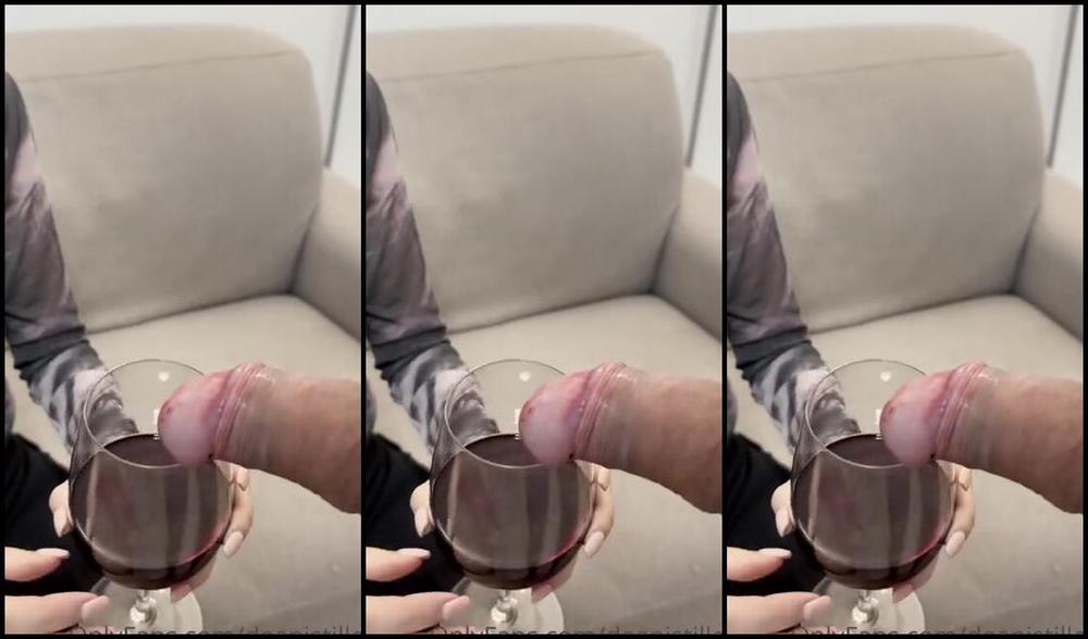 Deapistilla Nicknamed Deapistilla1 01 13 2023 Onlyfans Video Intingo Nel Vino Un Cantuccio Speciale Poi Assaporo