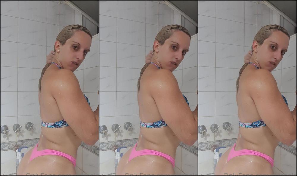Micaelav Worship Your Goddess In The Shower Adora A Tu Jefa En La Ducha