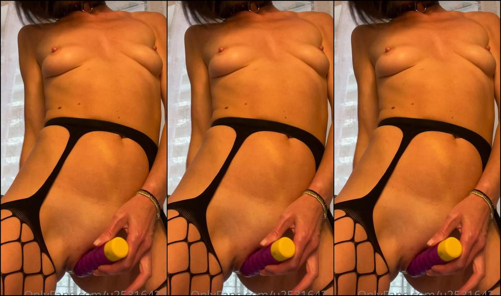 U253164316 2895298500 06 04 2023