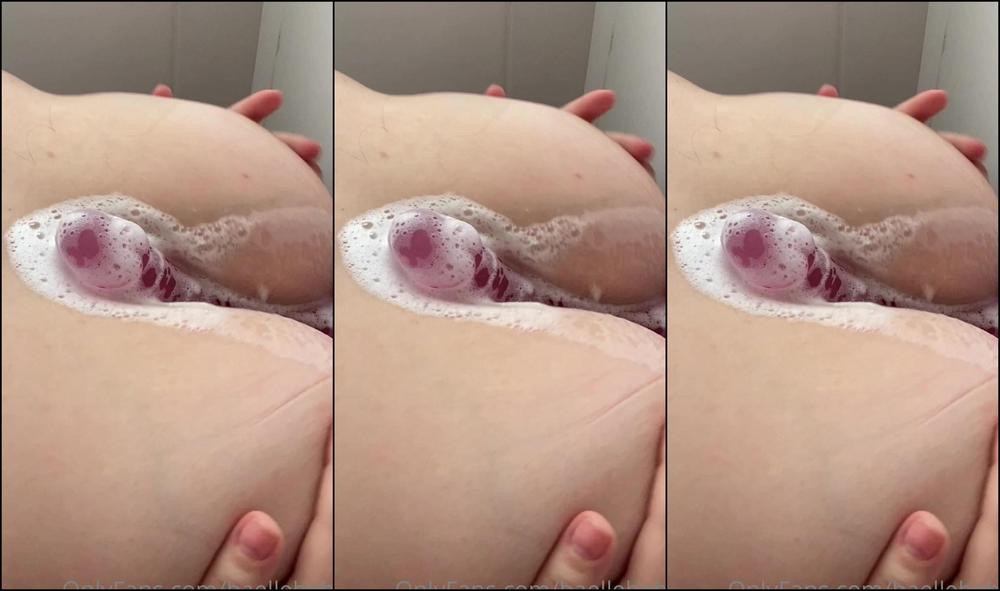 Baellebabe 2628099489 10 05 2022 I Took Out The Sound Because There Were Children Screaming On The Background Should I Add