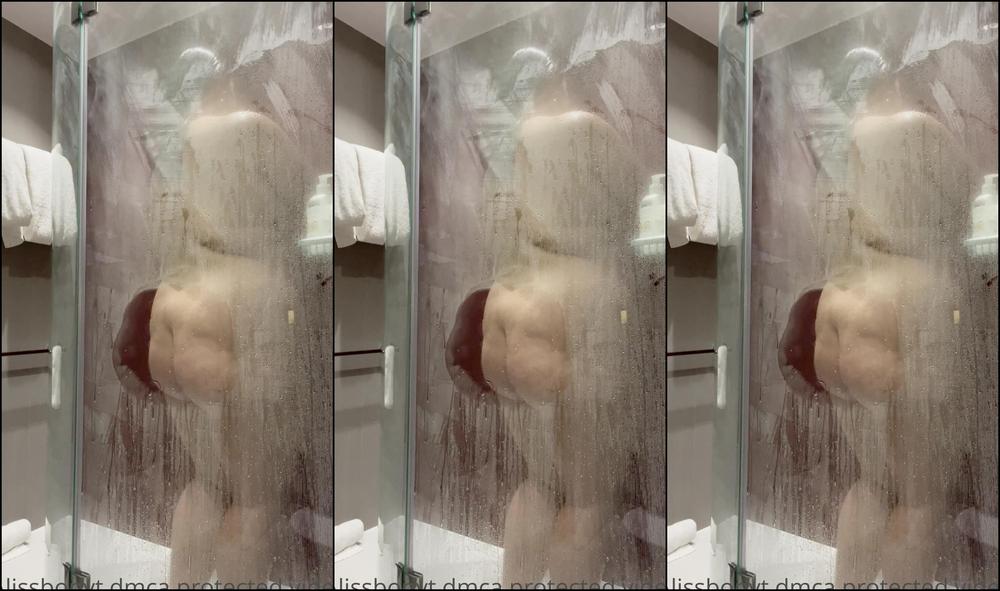 Alissbonyt Spying On Me Whilst I Take A Steamy Shower