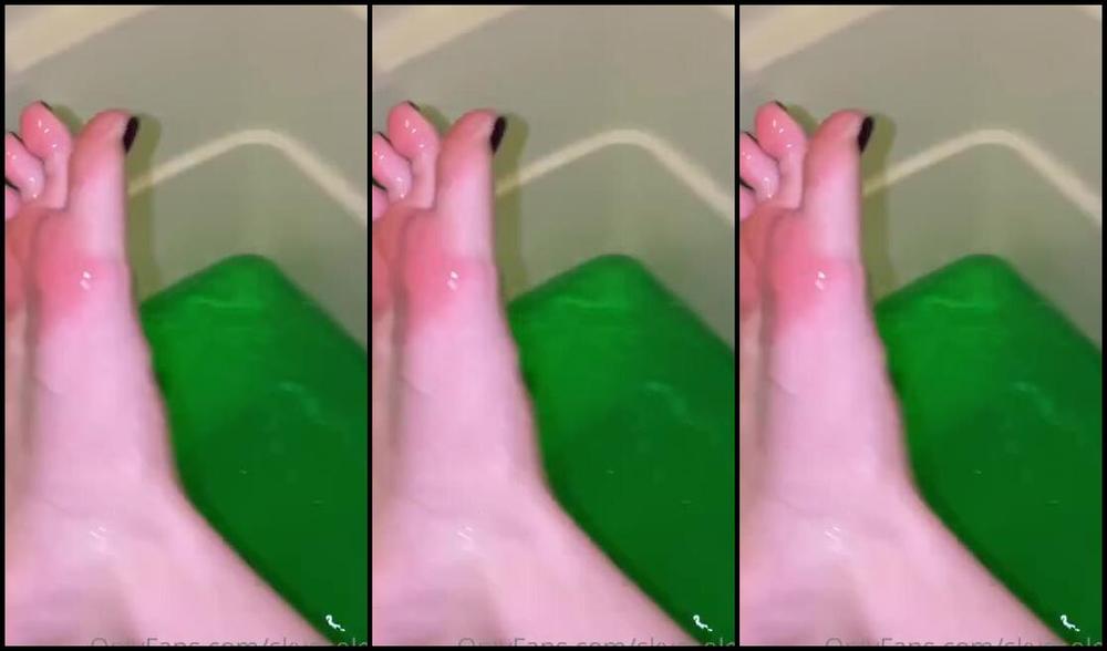 Skye Aka Solesofskye Onlyfans Nobody Asked For It But I Wanted It Slime Bath