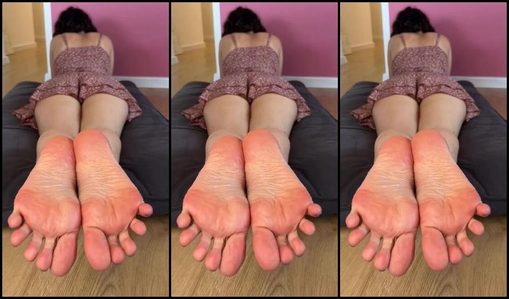 Cute Lily F33T Nicknamed Cute Lily F33T 02 16 2024 Onlyfans Video 5 Delicious Minutes