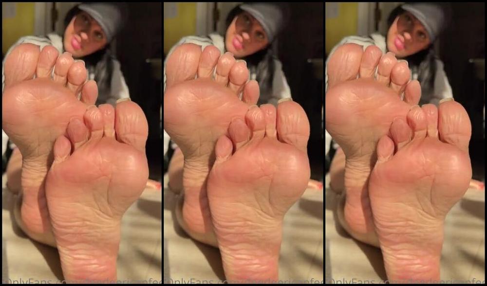Deedeericanfeet Onlyfans More Nude Toes And Soles Guys In Sunlight Plz View My Story For Upcoming Vids And I Did Them All